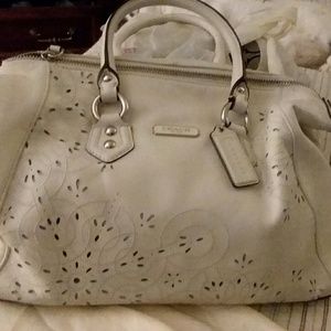 Nwt white leather REAl COACH hand bag